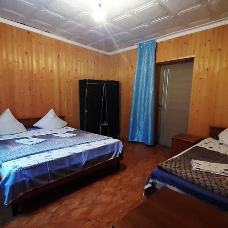 Hôtel Zolotaya Buhta 10 à Pizunda Extérieur photo
