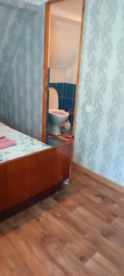Hôtel Zolotaya Buhta 10 à Pizunda Extérieur photo